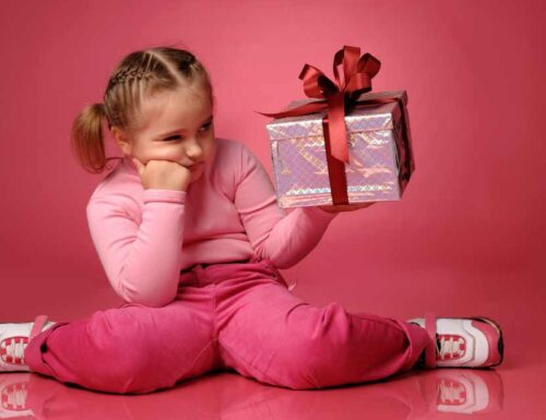 Jak wybrać idealny prezent dla dziecka? Praktyczne wskazówki dla rodziców